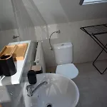 Víra *